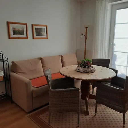 Апартаменты Zwischen Und Bodden App 03 Аренсхоп